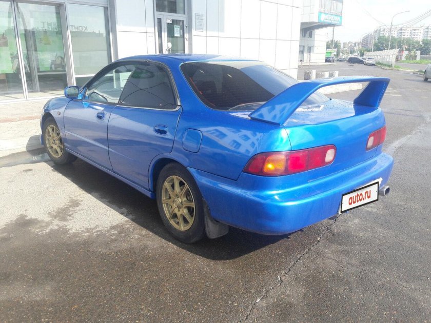 Хонда Интегра 1998 синяя