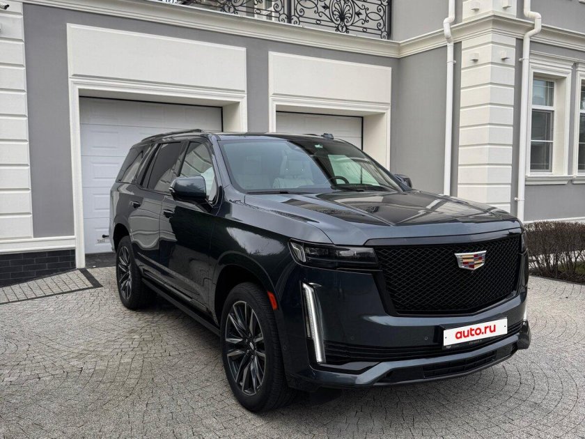 Кадиллак эскалейд 2022