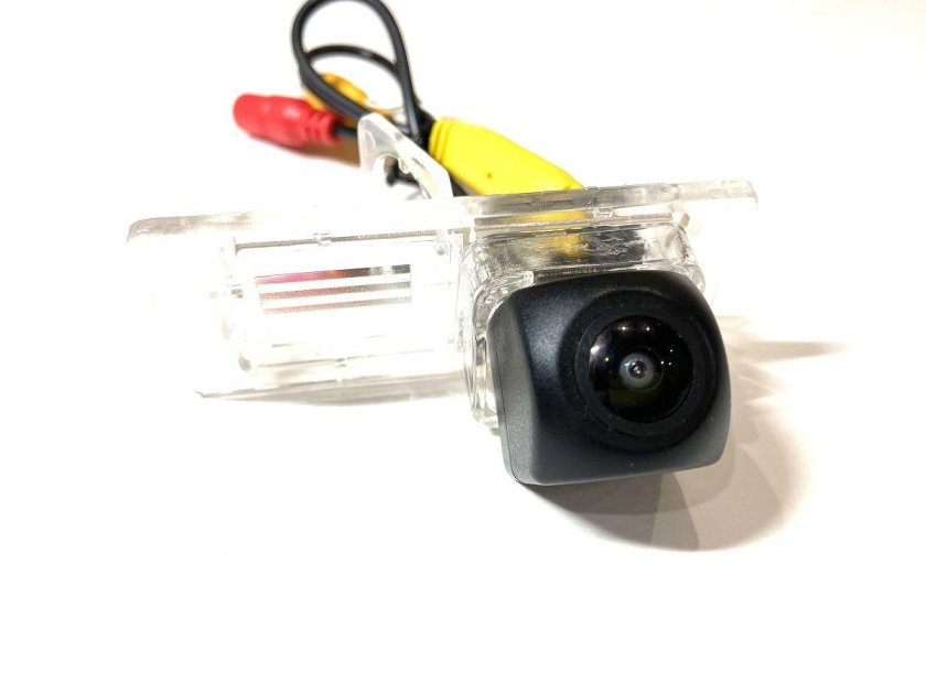 Камера заднего вида для renault duster