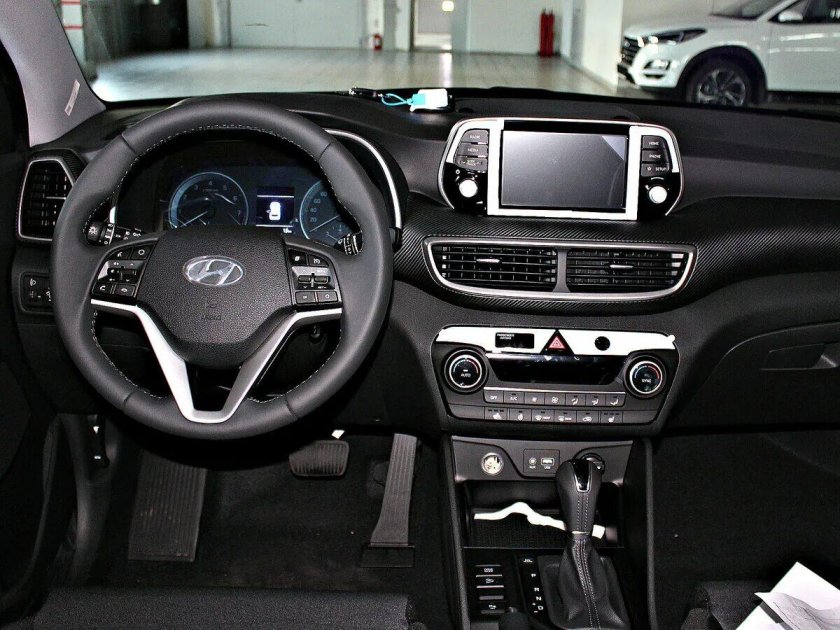 Hyundai Tucson 2021 комплектация Family
