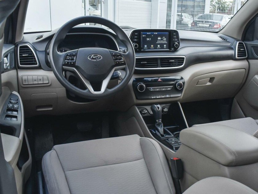 Hyundai tucson 2019 interior