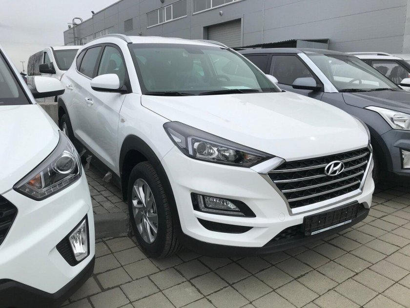 Hyundai tucson 2018 — 2021 iii рестайлинг белый