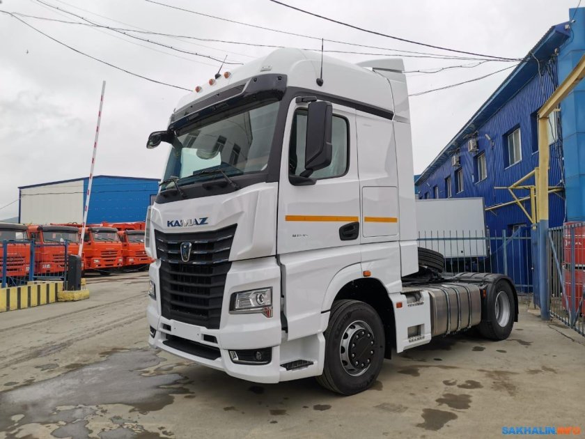 Тягач КАМАЗ к5
