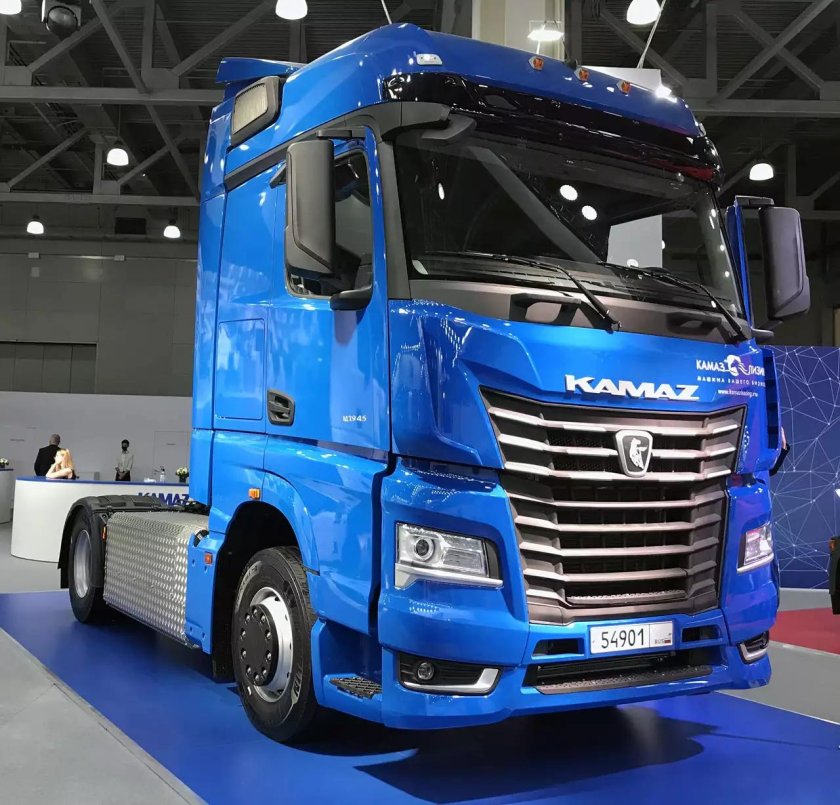 Седельный тягач КАМАЗ 54901