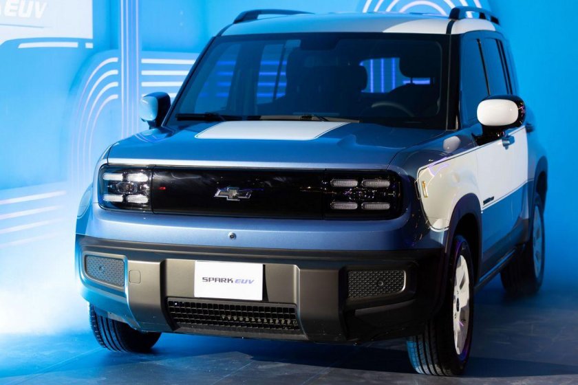 Электрический внедорожник