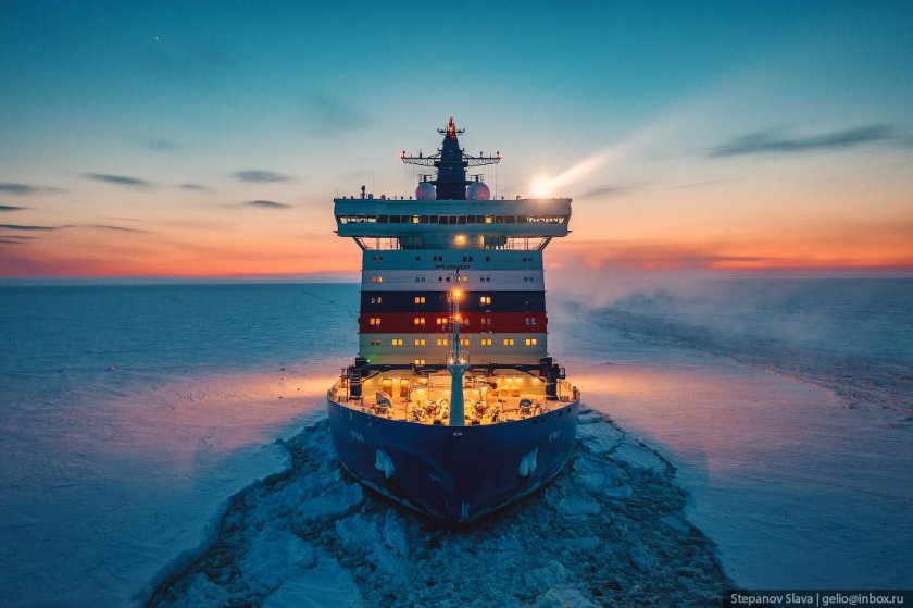 Атомный ледокол "Арктика"