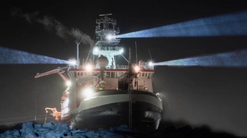 Поларштерн ледокол