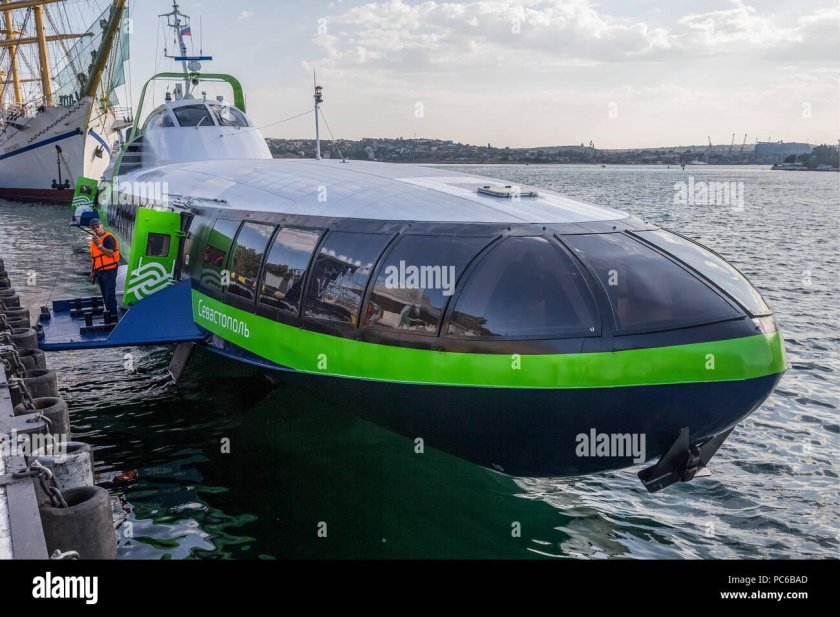 Судно на подводных крыльях Комета 120м