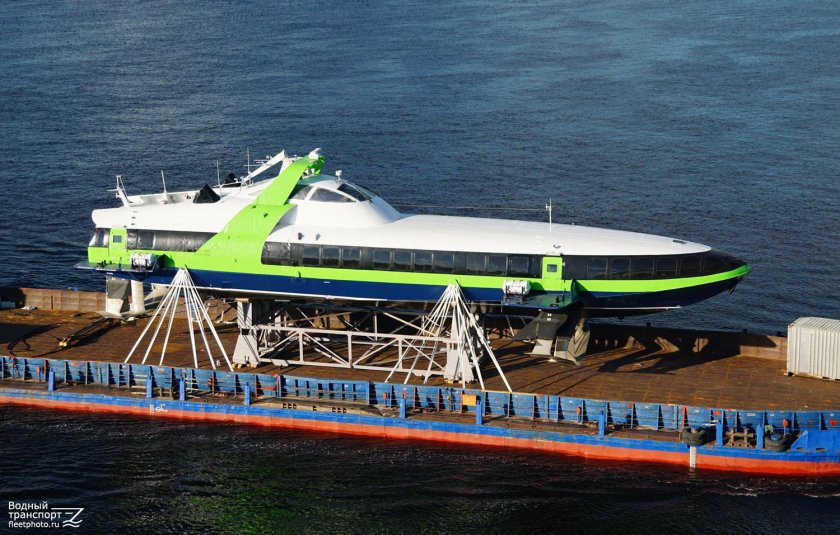 Судно на подводных крыльях Комета 120м