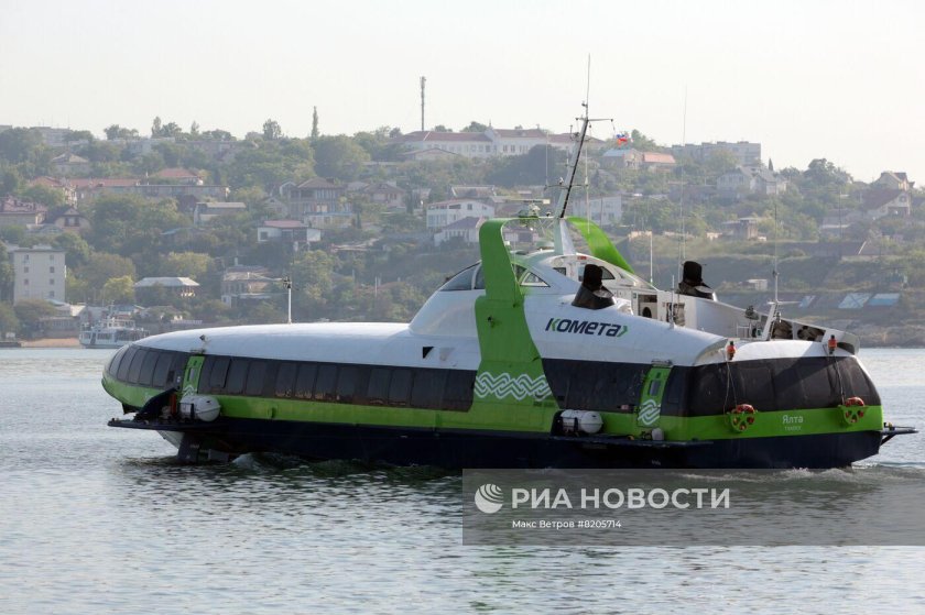 Беспилотный катер