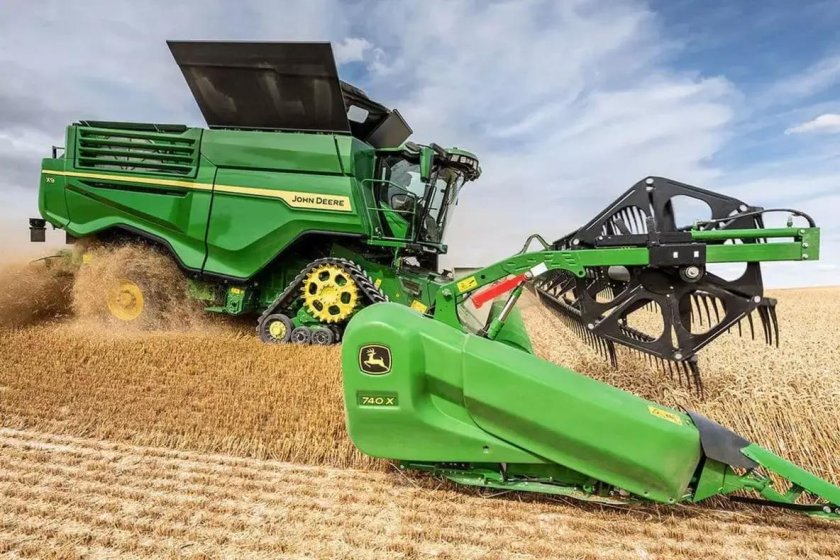 Комбайн John Deere x9