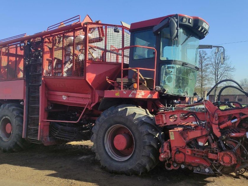 Холмер свеклоуборочный комбайн