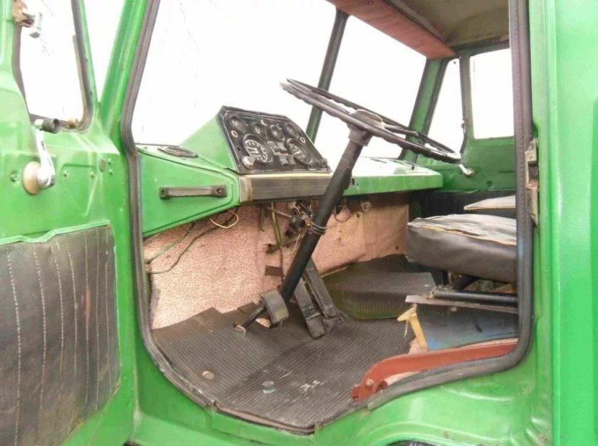 Автомобиль каз 608 Колхида