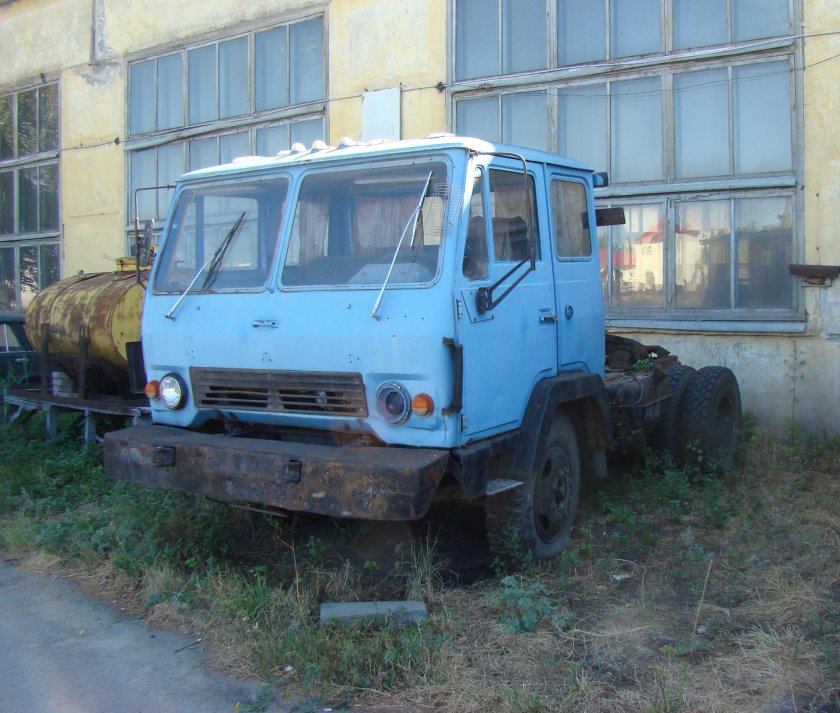 Каз-608в Колхида кабина