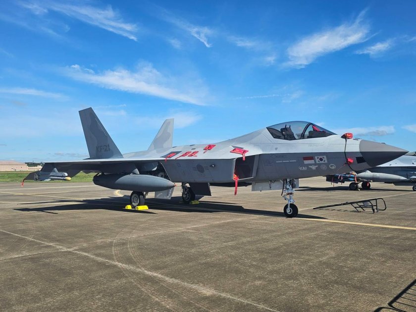 Истребитель kf-21