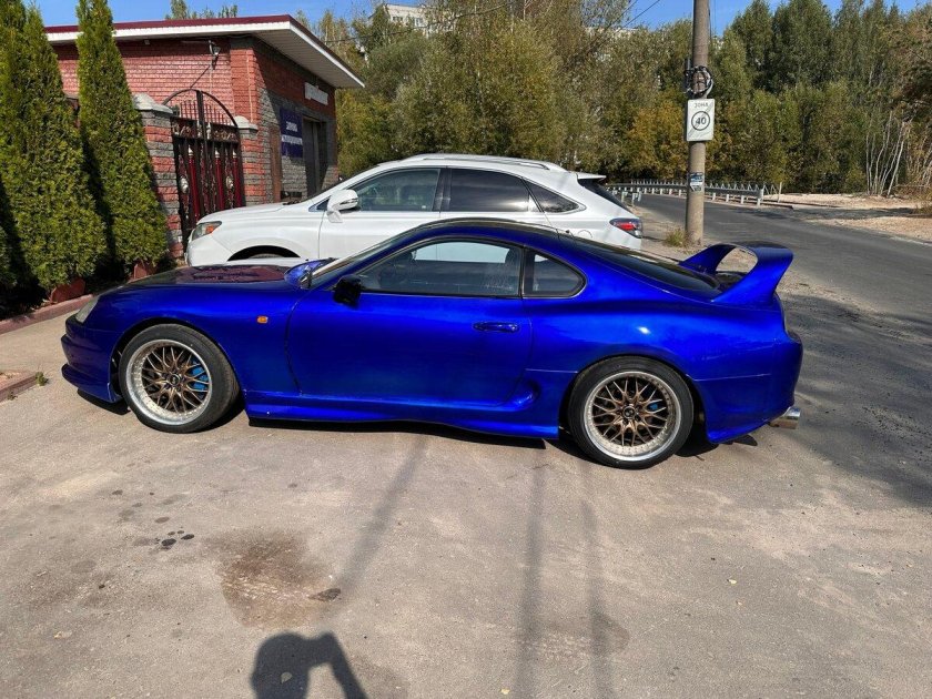 Тойота селика супра