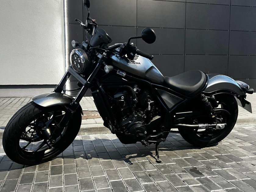 Honda cmx 1100 rebel