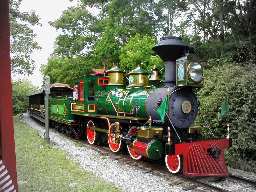 Уолт Дисней железная дорога