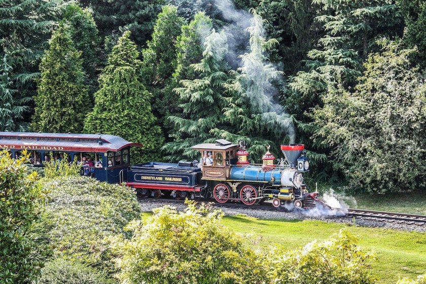 Диснейленд Париж железная дорога