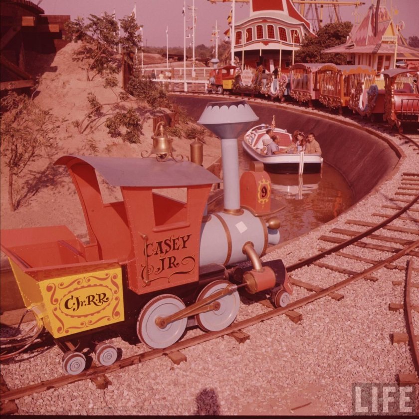 Поезд «Кейси младший». Диснейленд