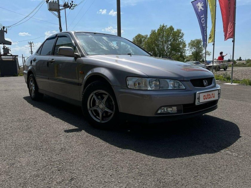 Honda accord 2000