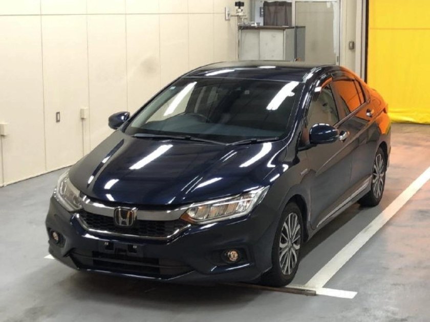 Хонда грейс 2018