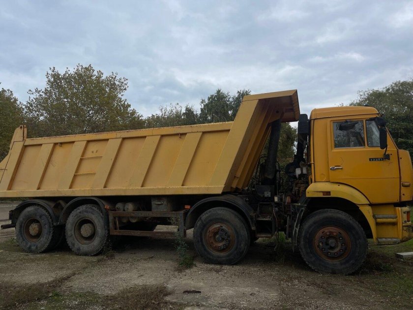 Самосвал камаз