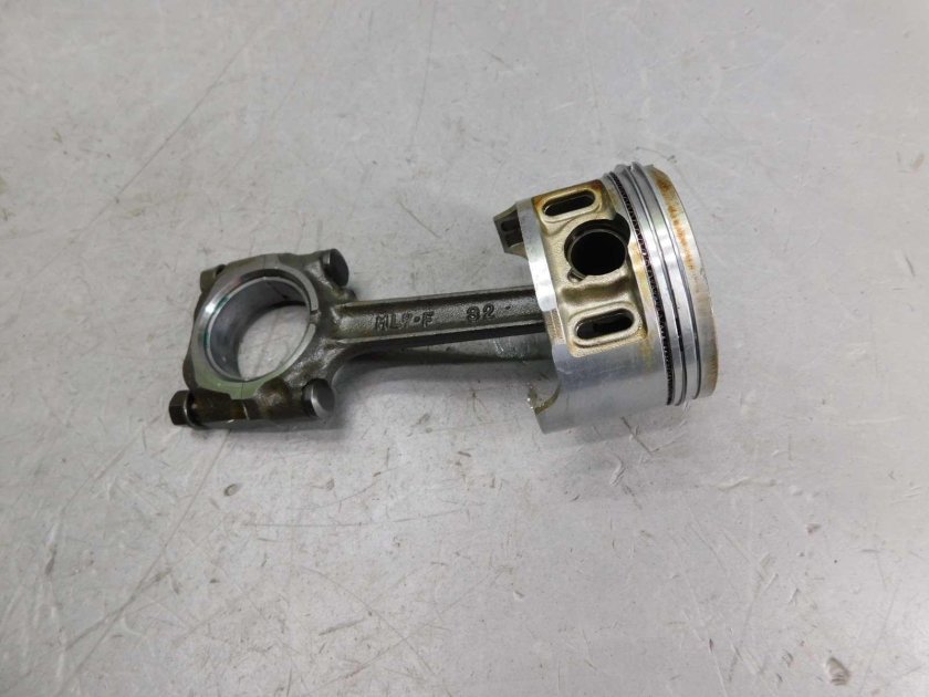 Поршень к 750 мотоцикл