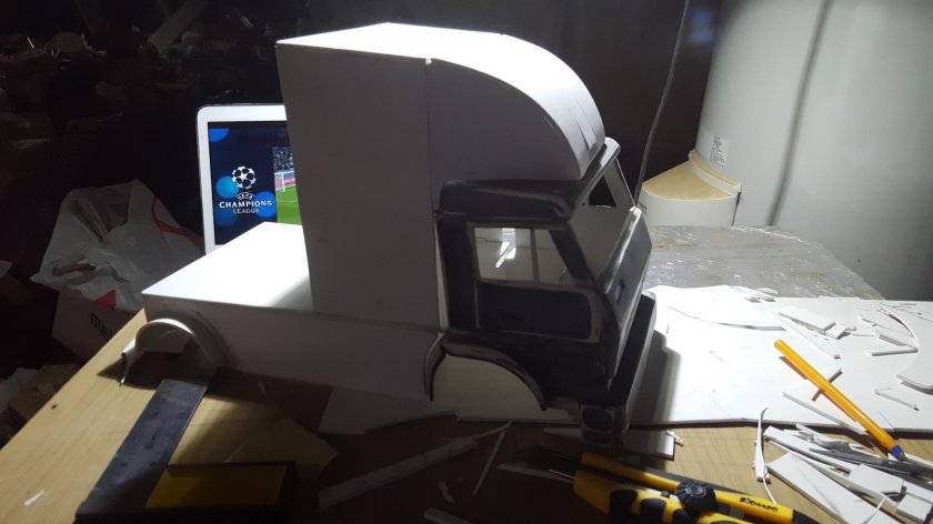 Столик в КАМАЗ своими руками