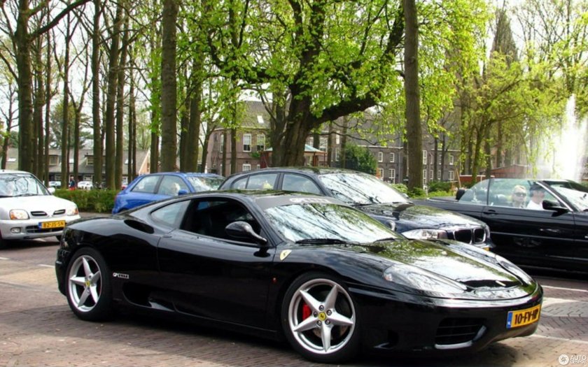 Modena Black Ferrari 360