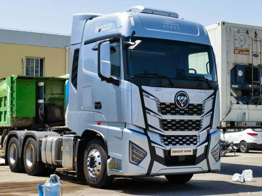 Foton Auman тягач