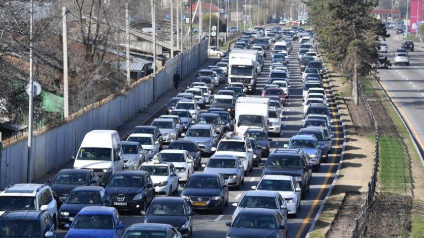 Много машин