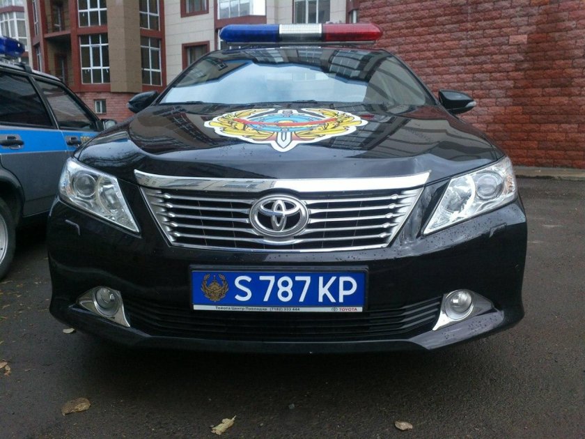 Полицейская Камри 70