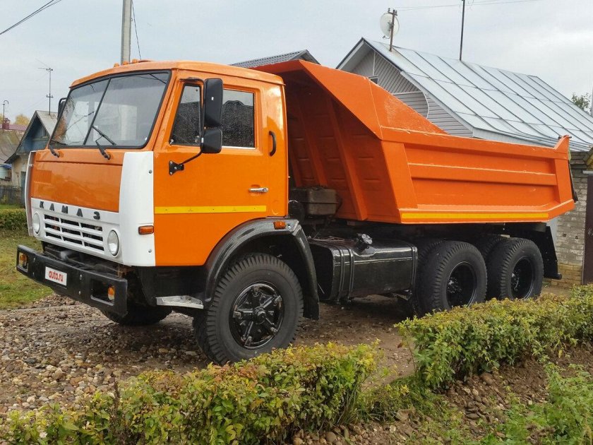 Грузовик КАМАЗ 5511