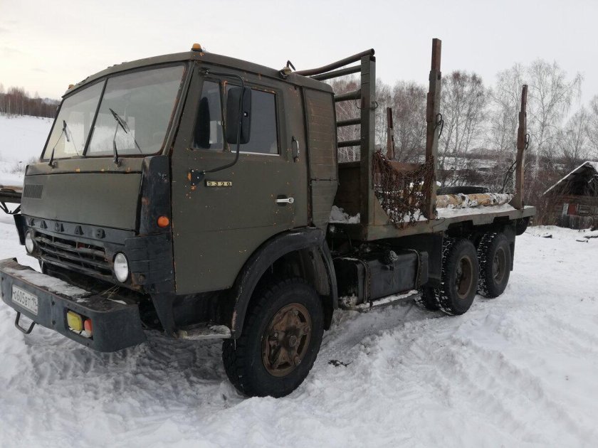 КАМАЗ 5320 лесовоз