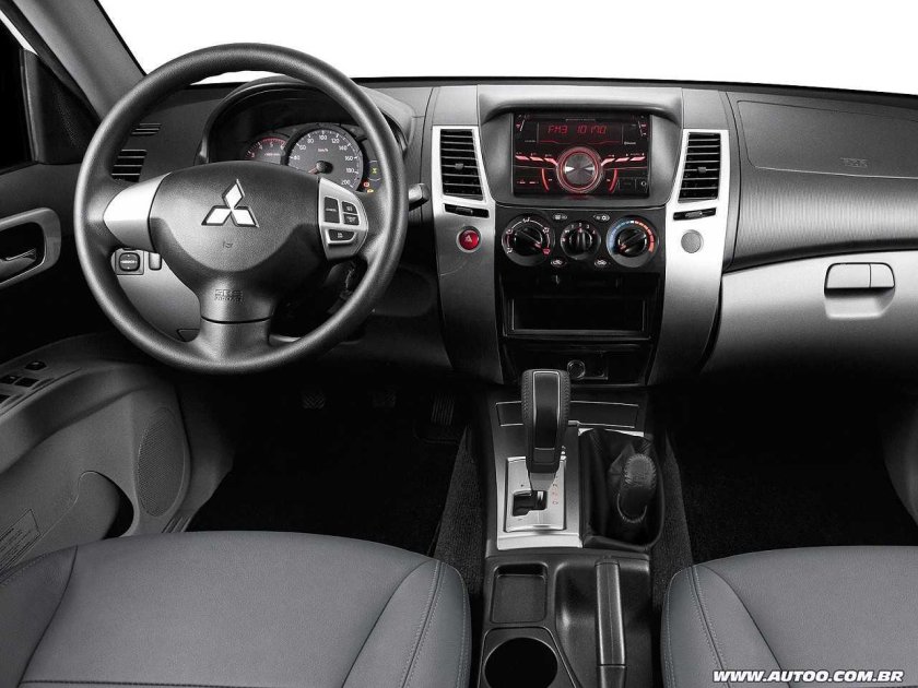 Mitsubishi Pajero Sport Outdoor