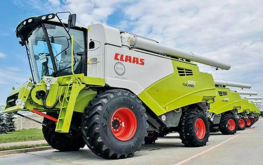 Комбайн CLAAS Tucano