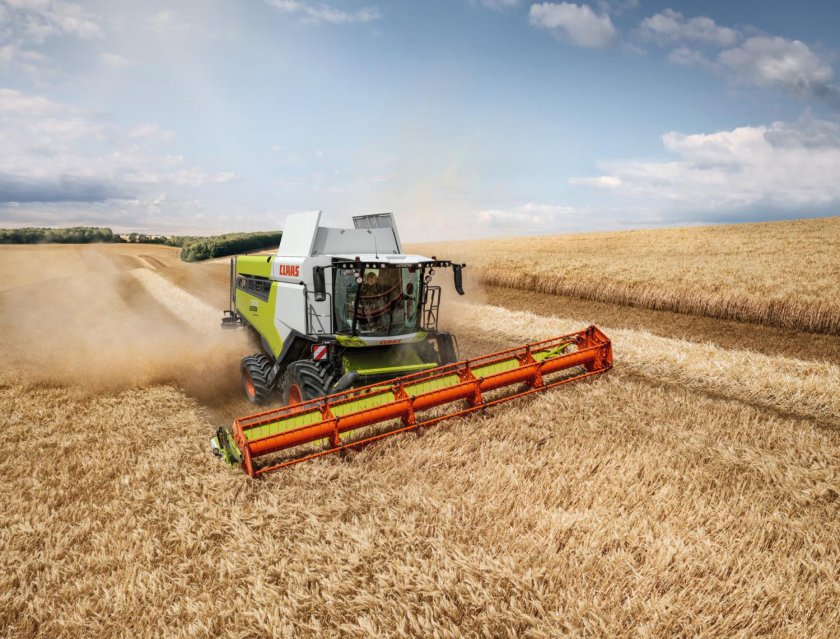 Комбайн Клаас трион 730