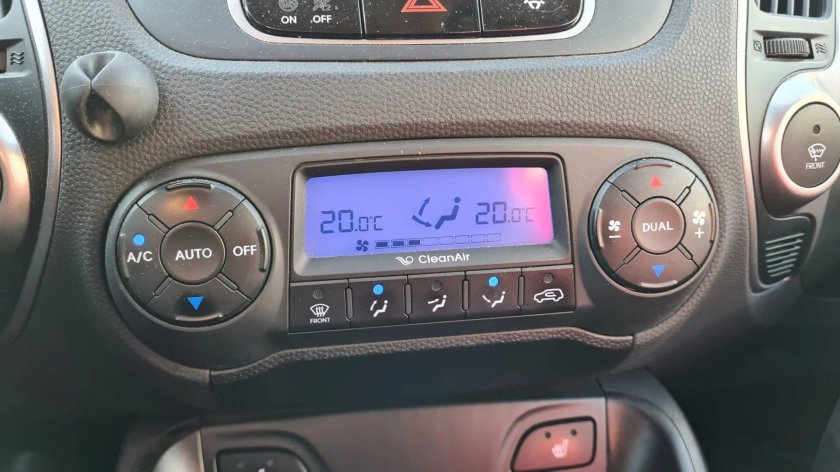 Климат контроль в машине