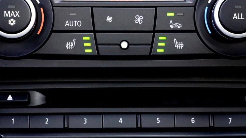 Кнопка кондиционера в авто