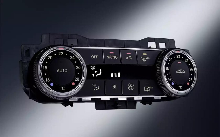 Блок климат-контроля автомобиля