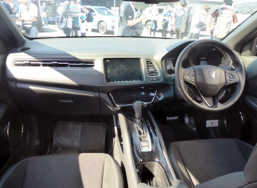 Honda Vezel 2019 салон