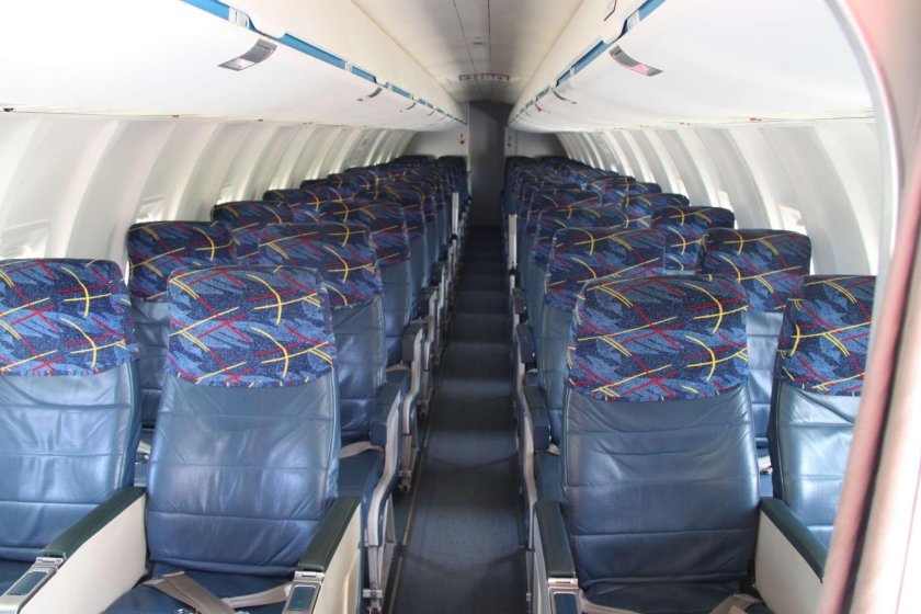 Самолёт Bombardier CRJ-100