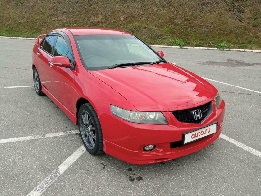 Хонда Аккорд евро r 2004