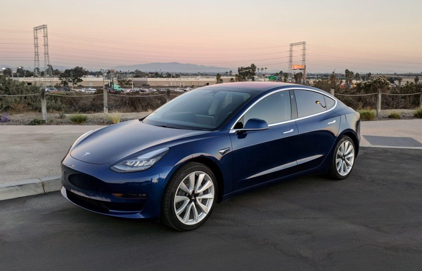 Tesla model 3