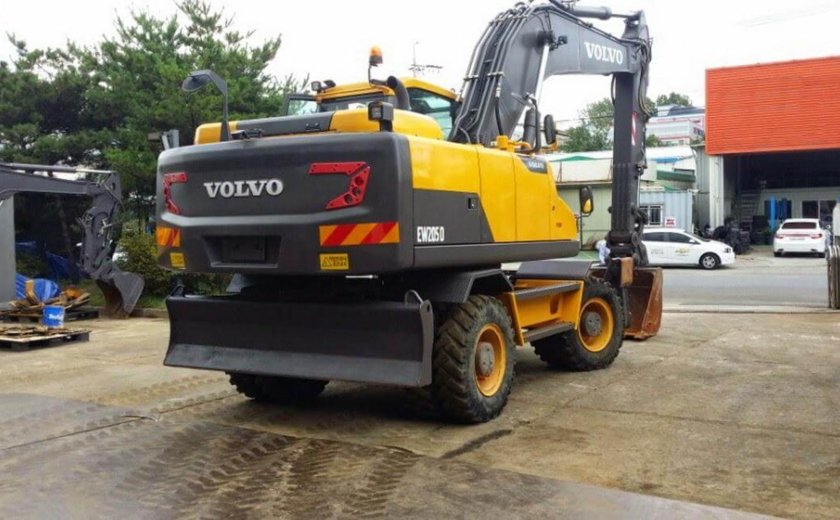 Volvo ew205d