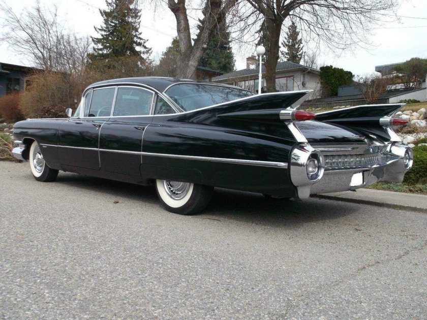 Кадиллак 1959 года универсал черный
