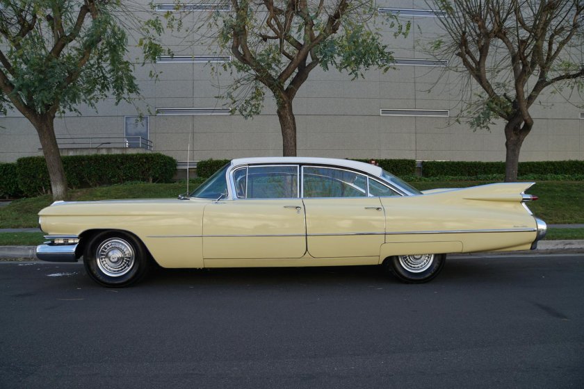 Кадиллак Девиль 6