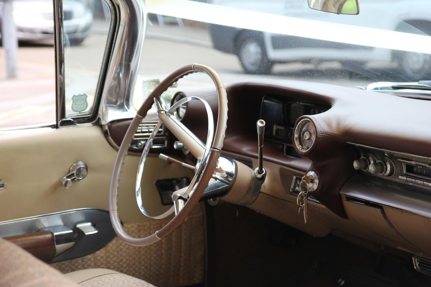 Кадиллак 1959 игрушка СССР