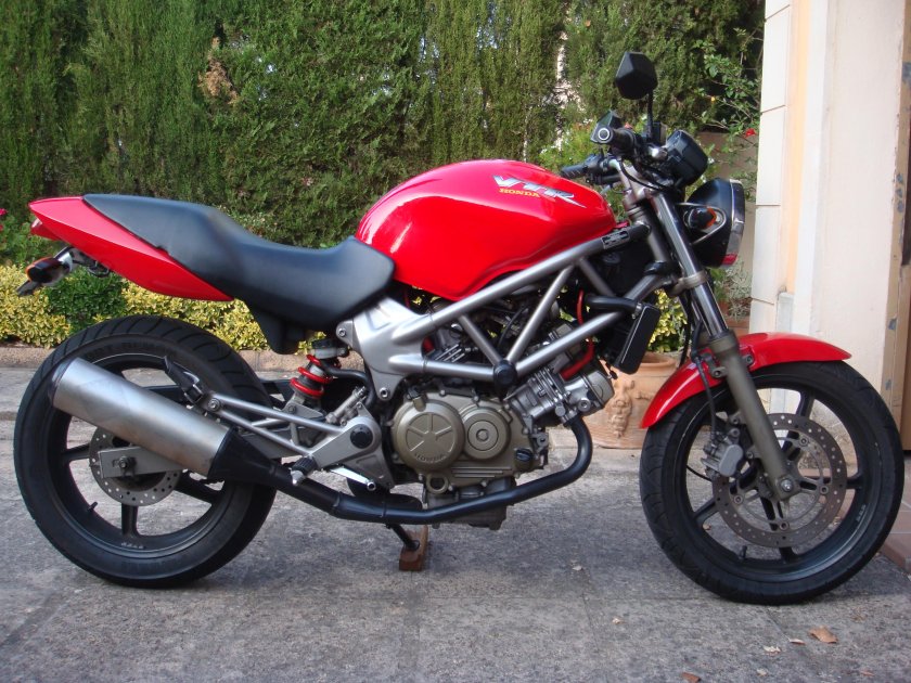 Honda VTR 250